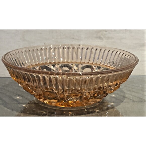 Vintage Indiana Glass Windsor Pink Berry Bowl Button and Cane Glass Dish Depress - Picture 3 of 5